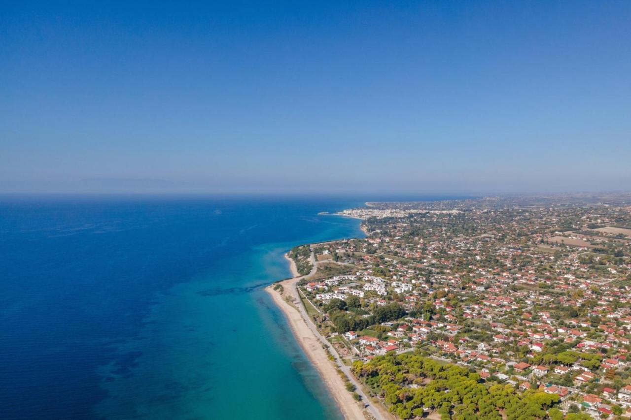 Beach Front Vintage Villa Kalliktratis Nea Kallikrateia Bagian luar foto
